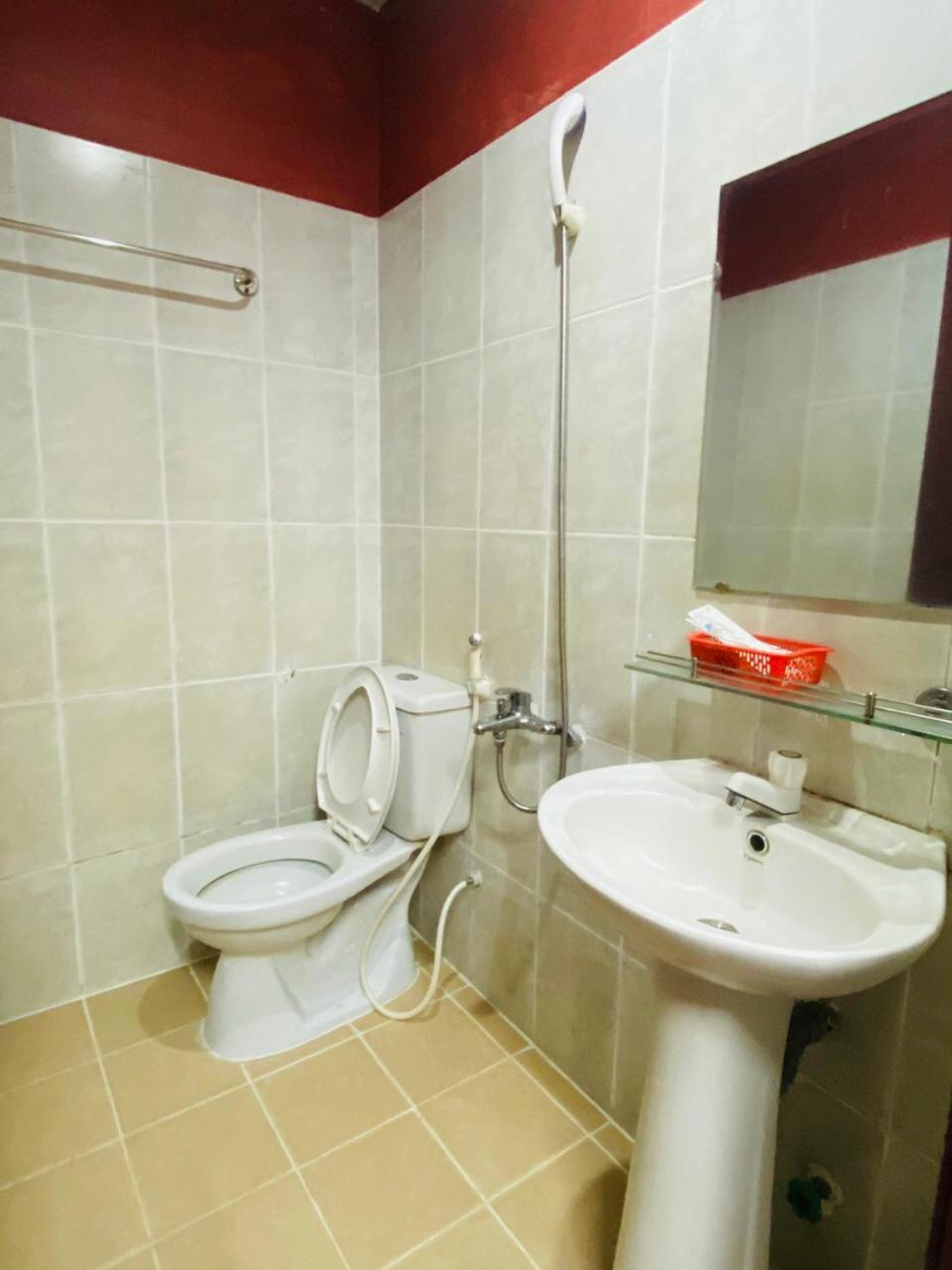 Khách sạn Khach San Son Long TP. Hồ Chí Minh